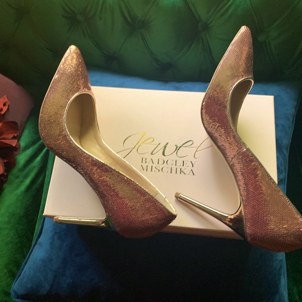 Jewel Badgley Mischka NWB